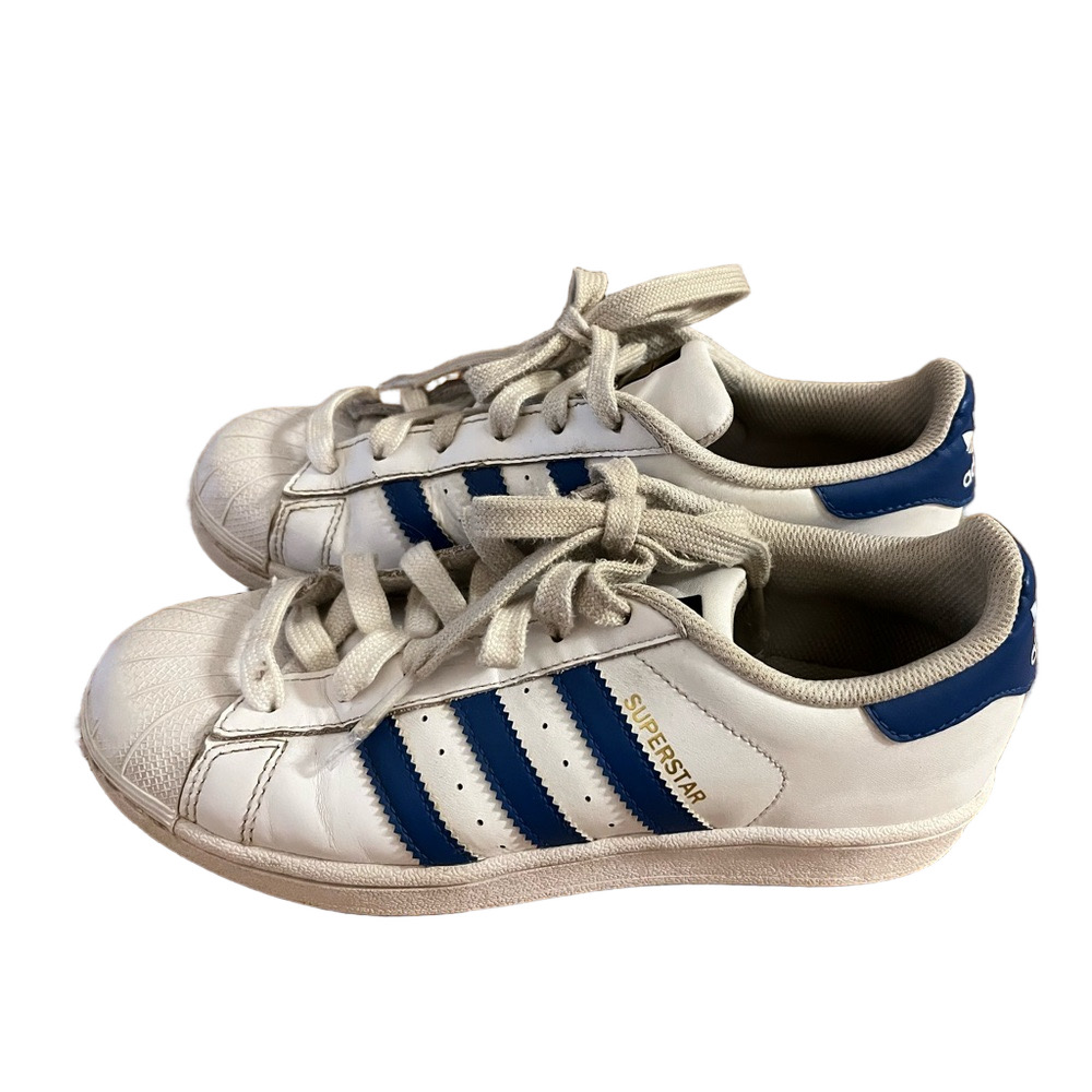 Adidas Originals Superstar Shell Toe Sneakers US Kids 4.5 /Women’s 5.5